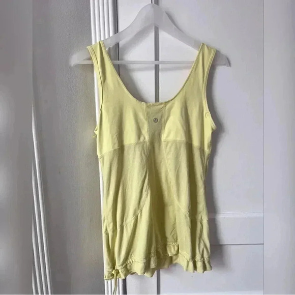 Lululemon Sunrise Tank With Elastic Waist LIKE NEW - Picture 4 of 4